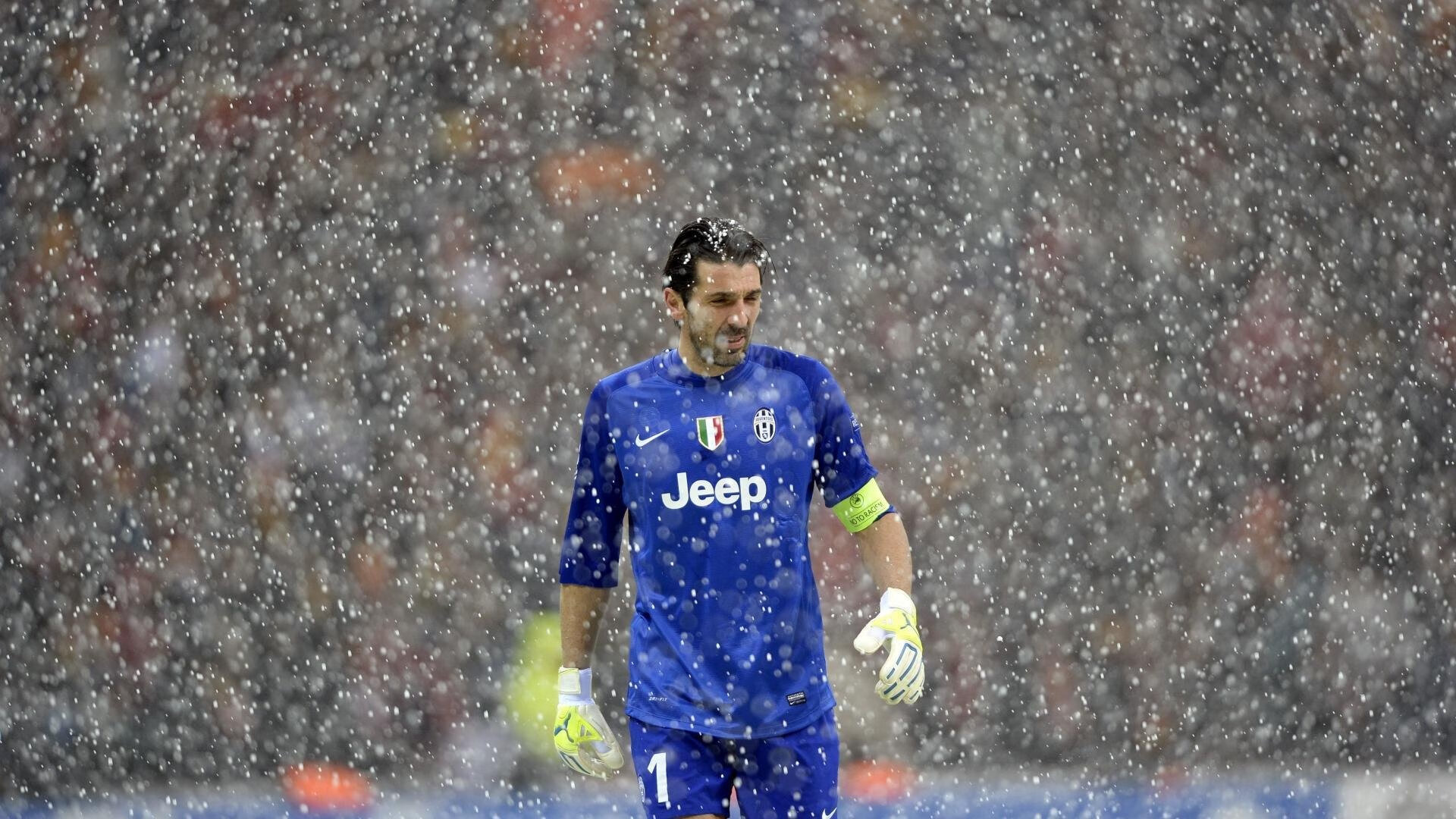 欧洲杯经典瞬间：感动、激动、永恒的记忆，欧洲杯经典镜头